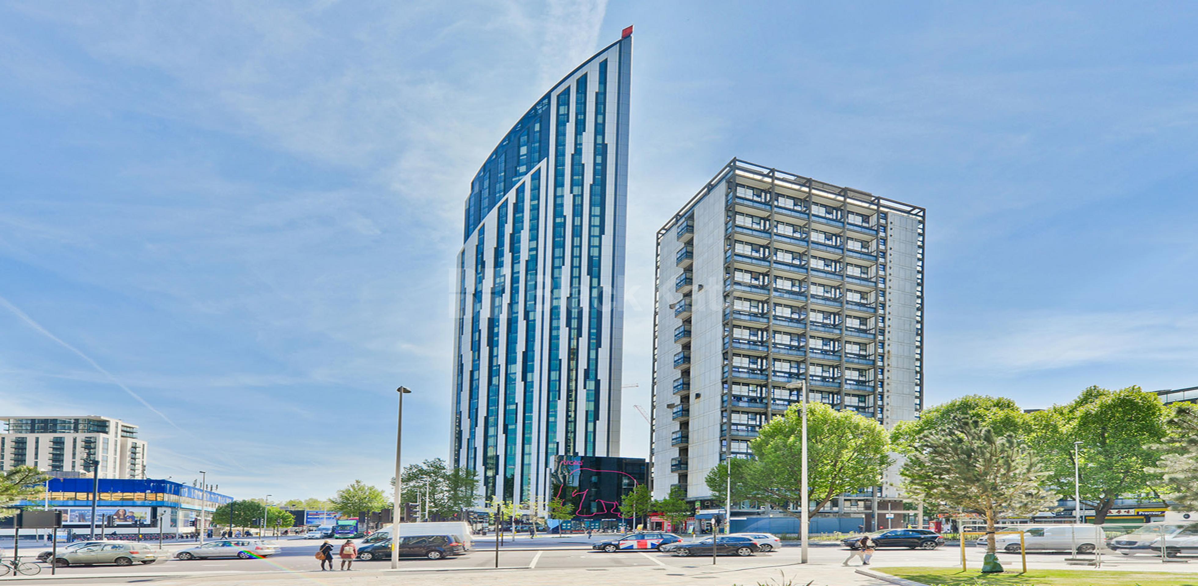 			NEW INSTRUCTION , 1 Bedroom, 1 bath, 1 reception Apartment			 Strata, Walworth Road, Elephant and Castle SE1